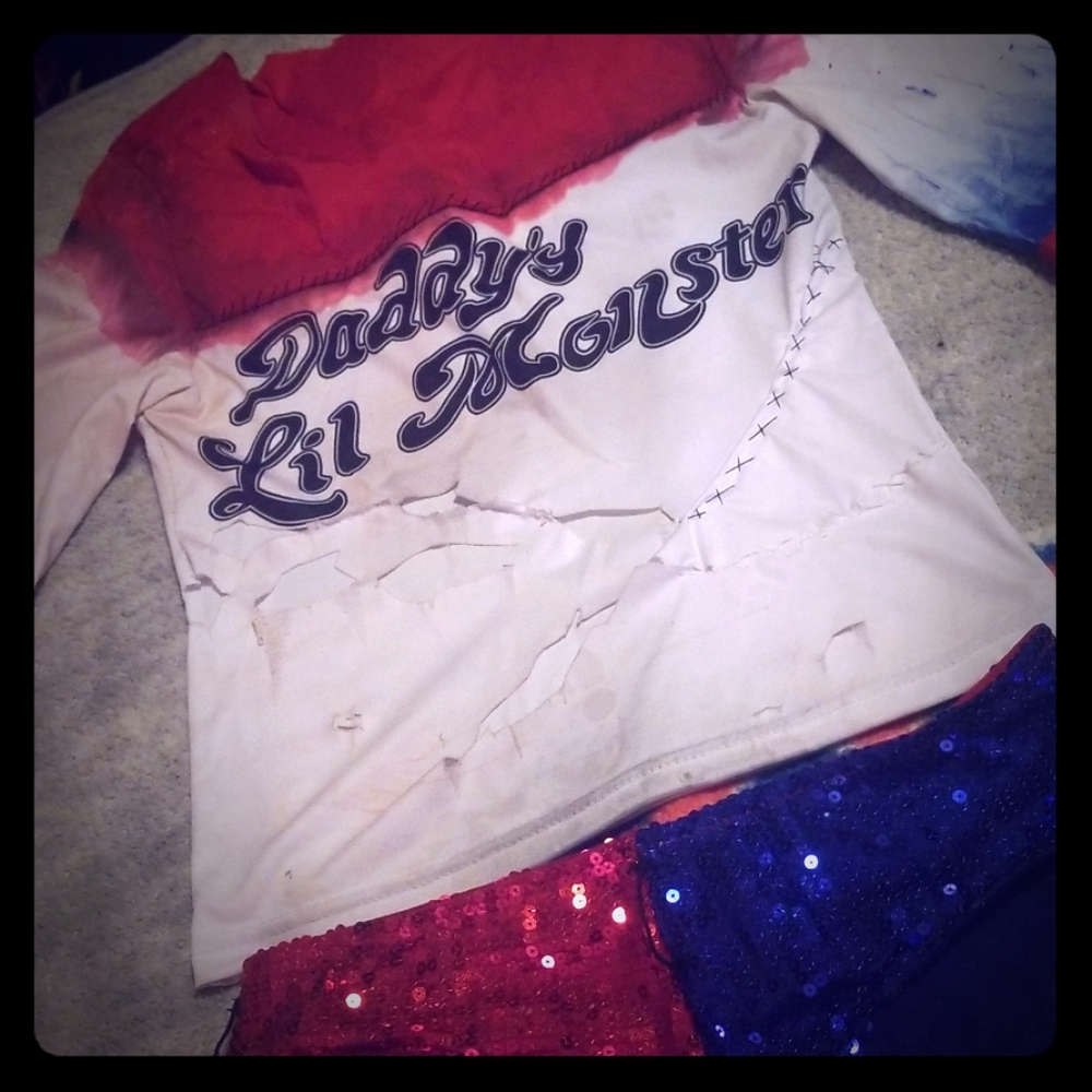 Harley quinn cosplay shirt and shorts ⛔ SOLD ⛔